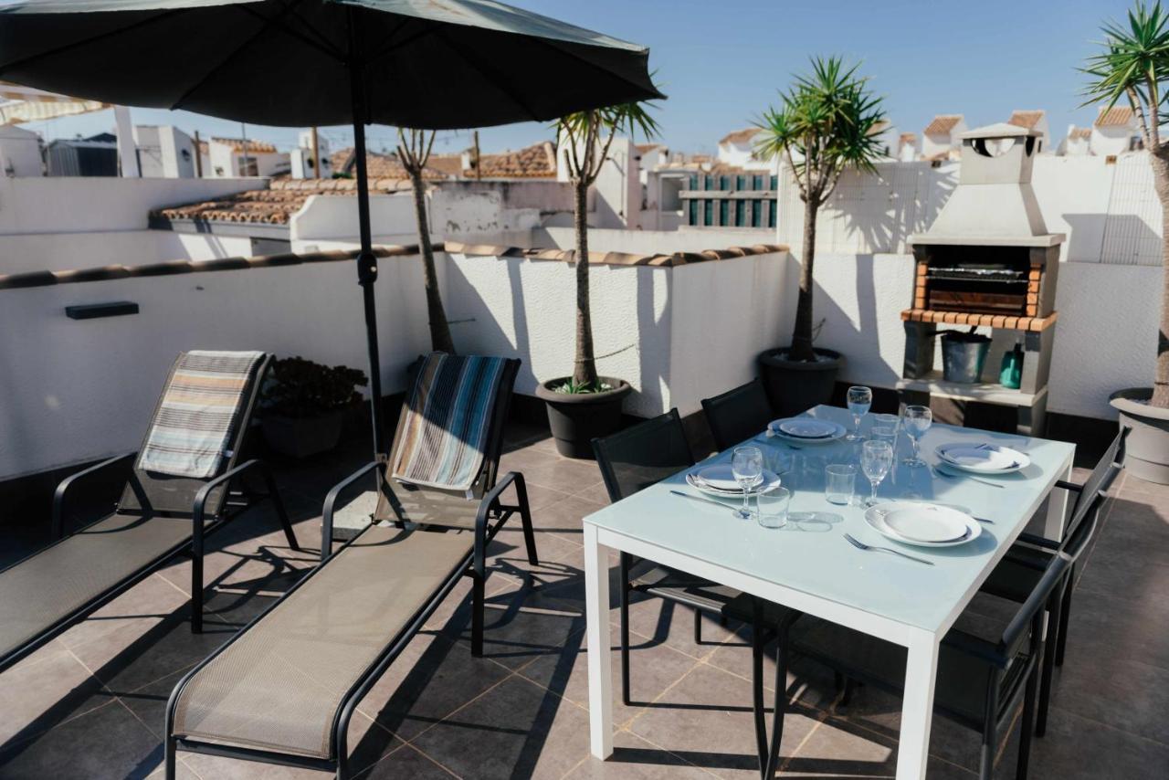 Stunning 2 Bedroom Apartment With Pool View Alicante Kültér fotó