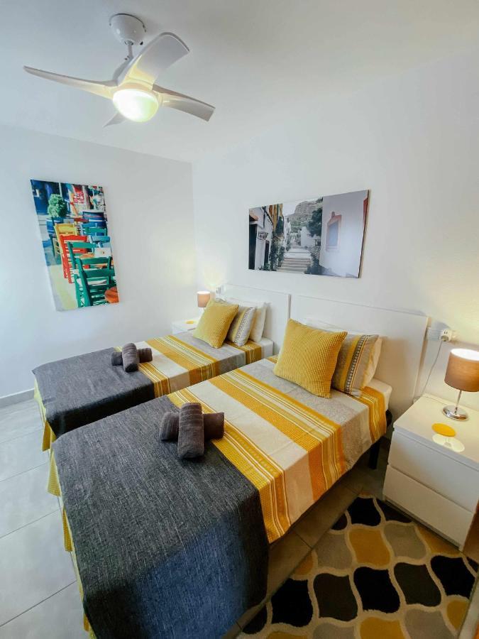 Stunning 2 Bedroom Apartment With Pool View Alicante Kültér fotó