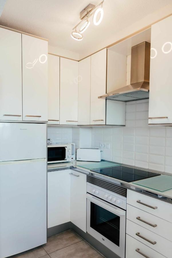 Stunning 2 Bedroom Apartment With Pool View Alicante Kültér fotó