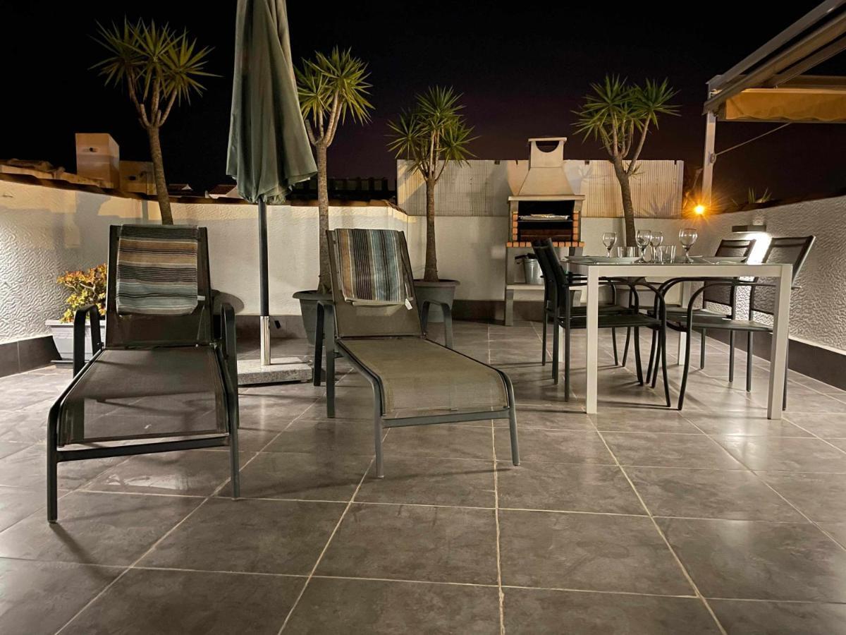 Stunning 2 Bedroom Apartment With Pool View Alicante Kültér fotó
